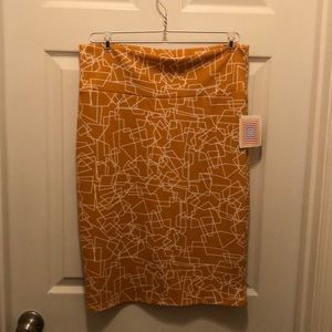 LulaRoe Cassie Skirt